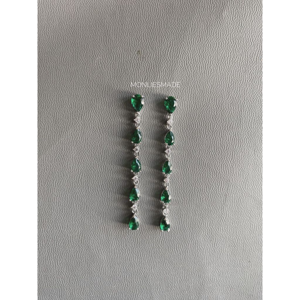 ER1010140 – Stud Earrings – Silver