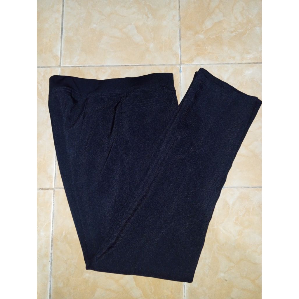 Preloved celana bahan hitam
