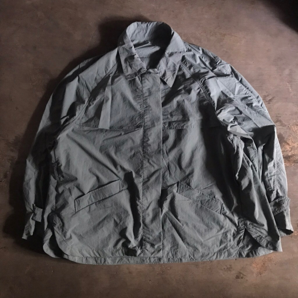 Outer jaket outfit parasit