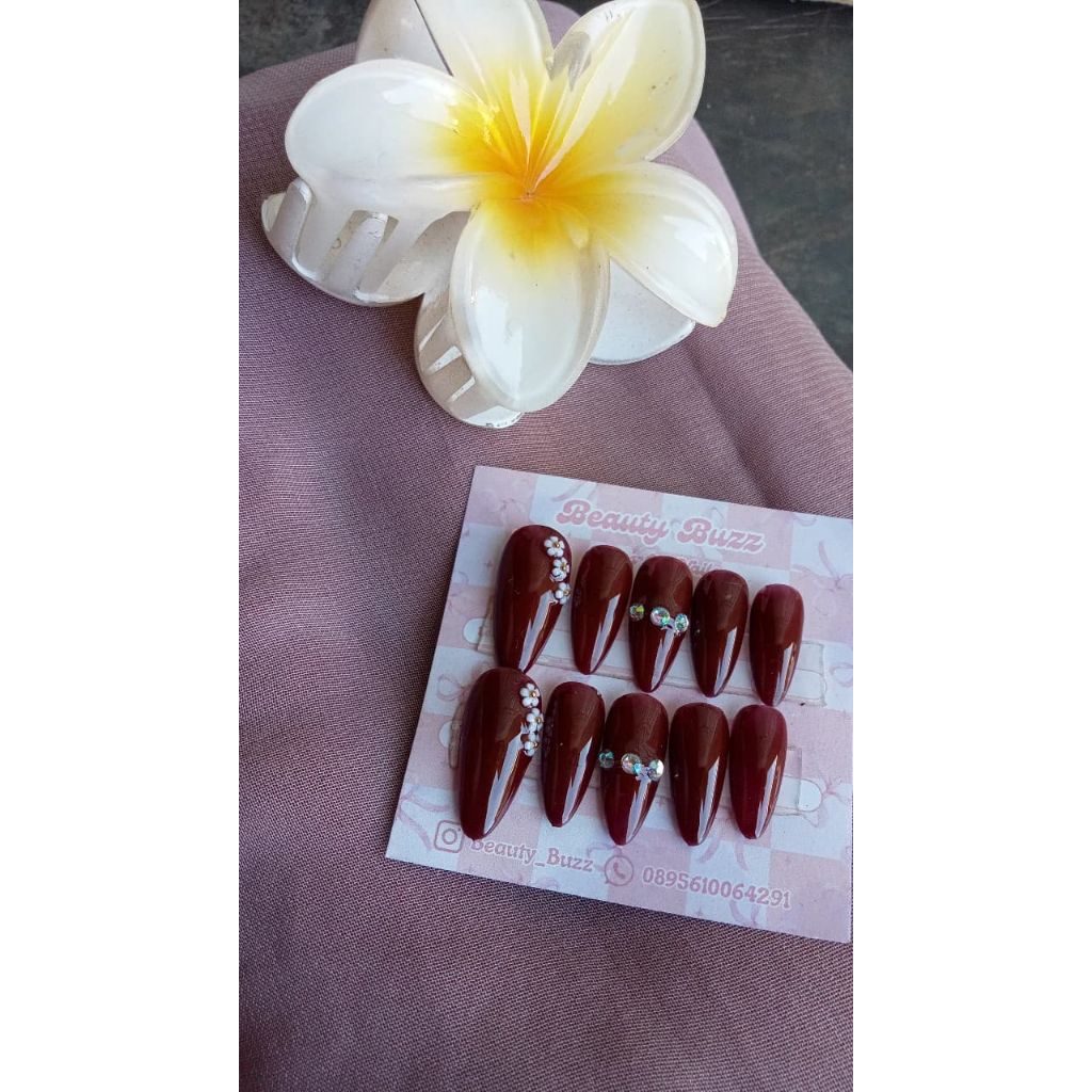 press on nails serba 15rb