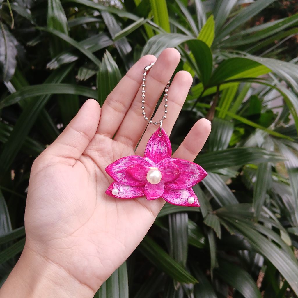 Keychain/Gantungan Kunci Bunga Anggrek
