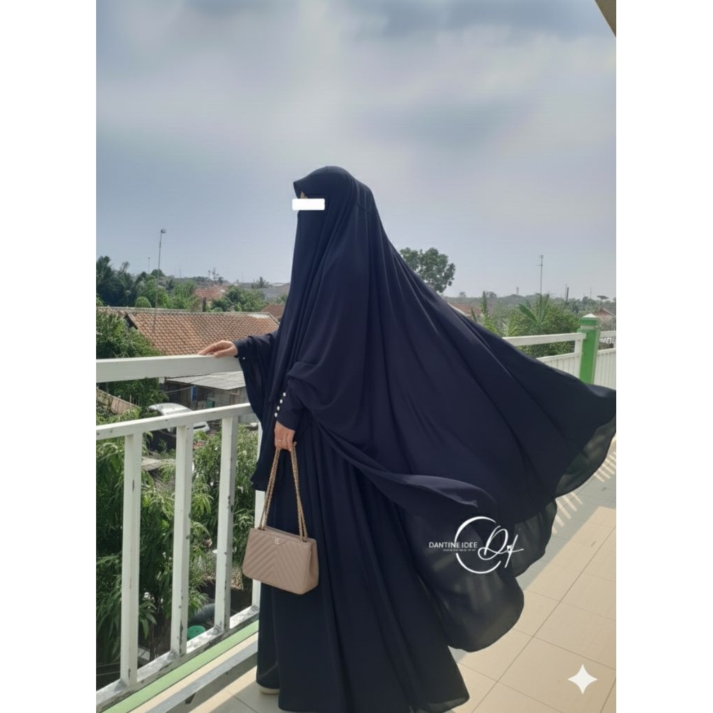 Ayesha Abaya