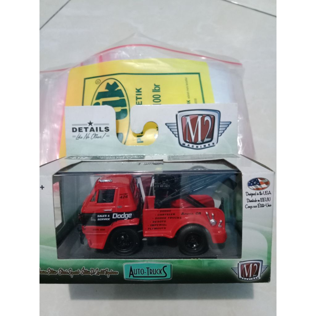 M2 Machines Dodge L600