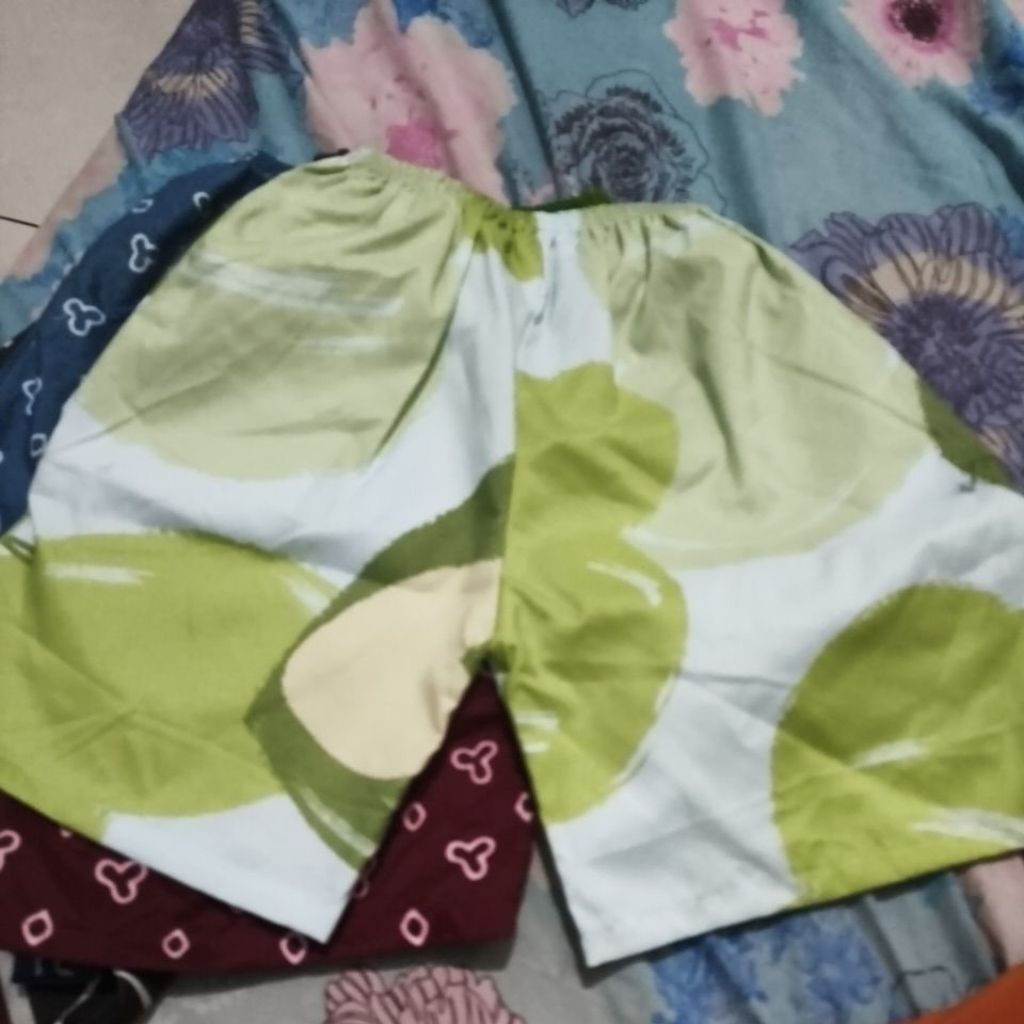 Celana Kolor