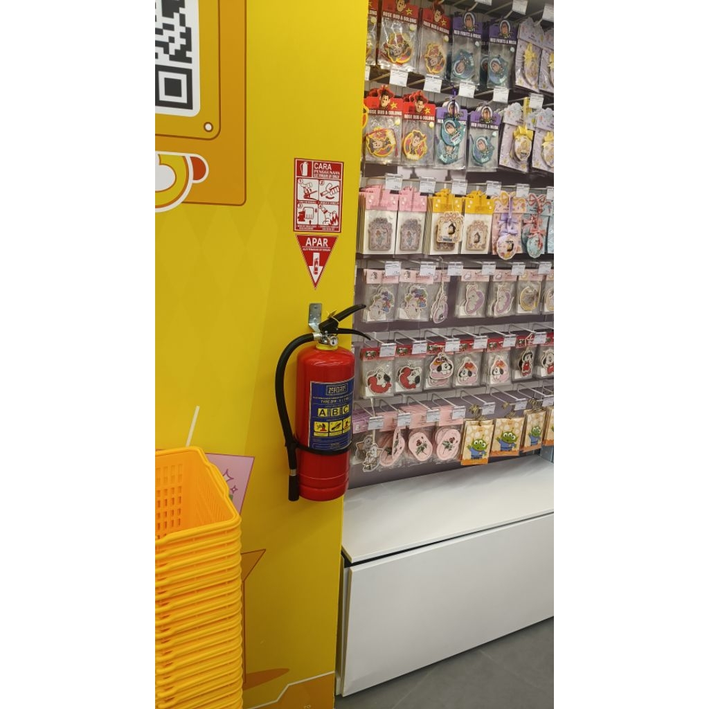 Stiker APAR segitiga bahan Vinil