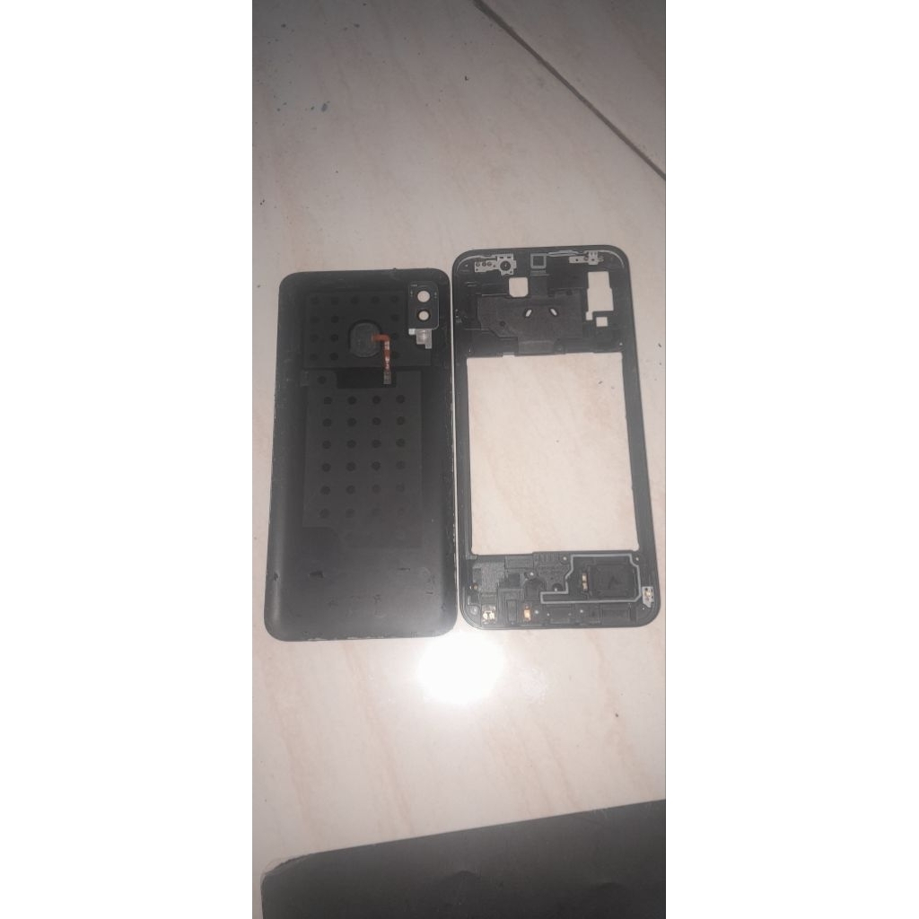 frem dan tutup samsung a20