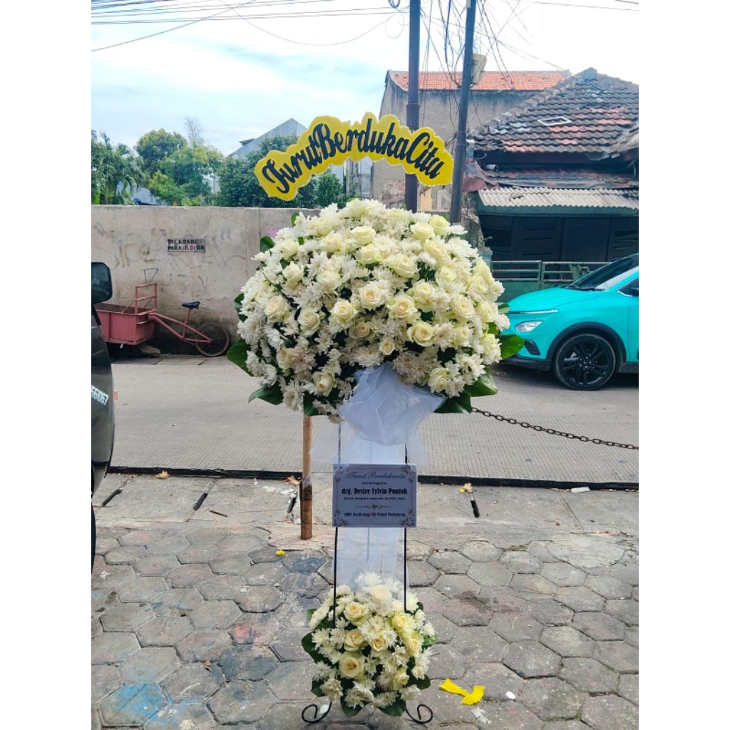 Standing Bunga Duka Cita