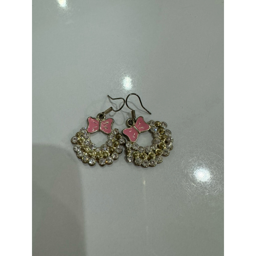Preloved Anting