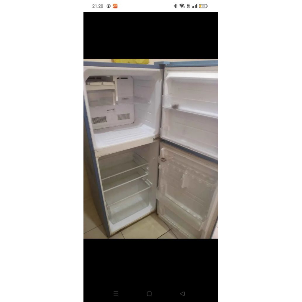 rak kulkas Sharp 2 pintu kondisi bekas