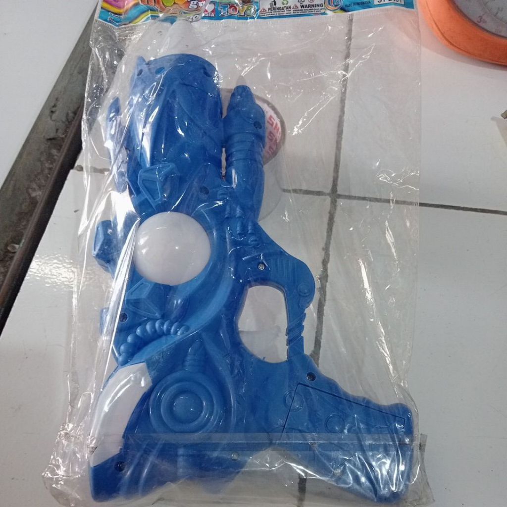 pistol mainan batre