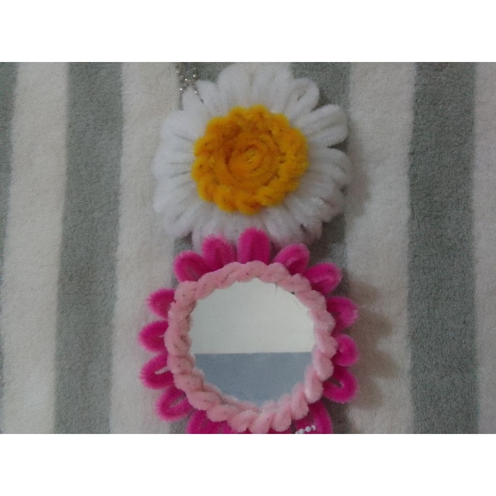 ganci cermin bunga custom warna