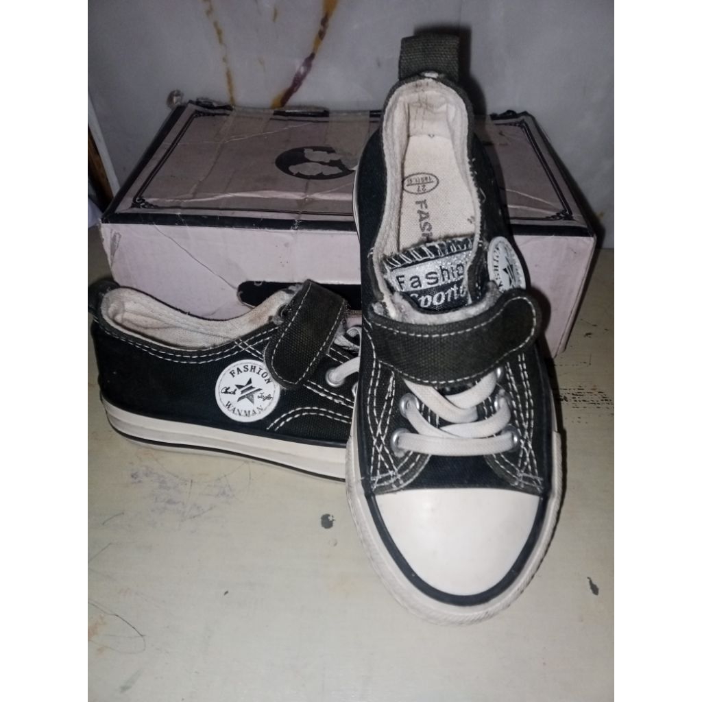sepatu anak 27
