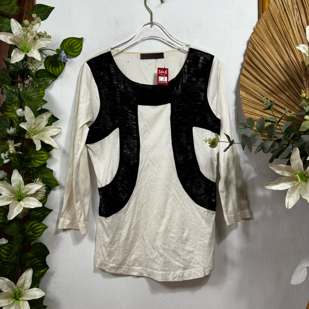 Blouse Putih Hitam Payet