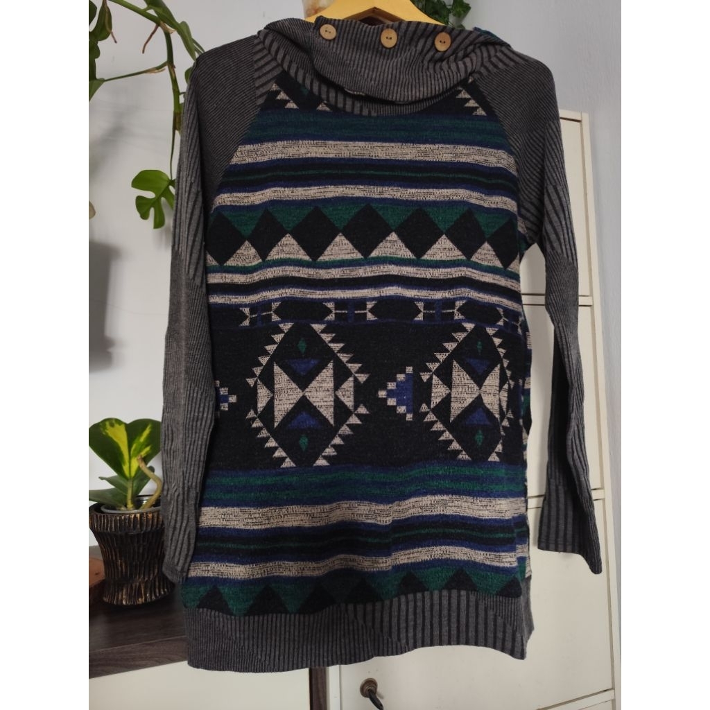 Sweater rajut / Preloved