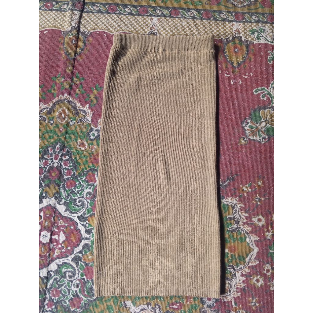 preloved rok span rajut 7/8