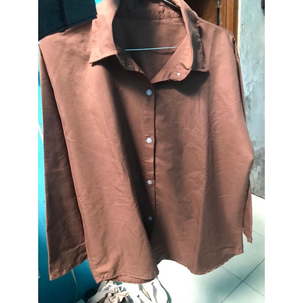 Kemeja Coklat
