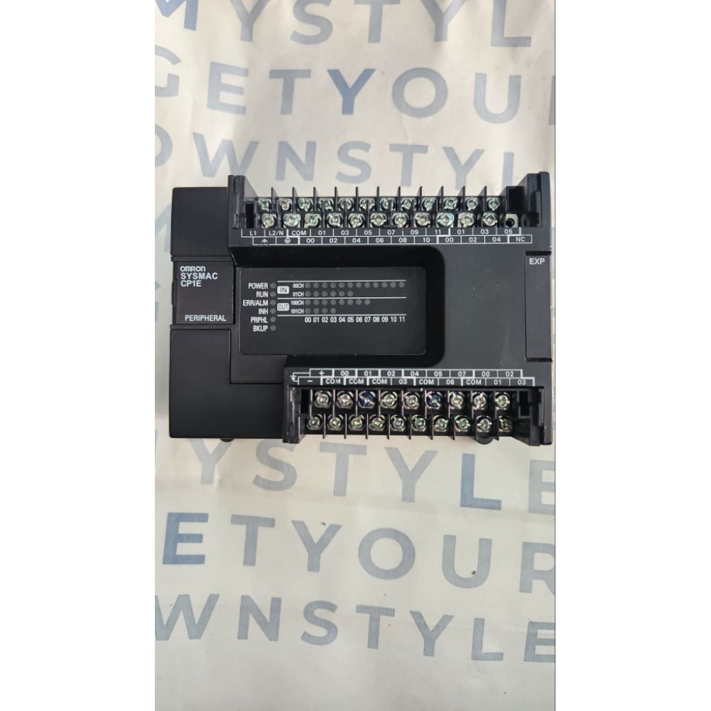PLC OMRON CP1E-E30SDR-A