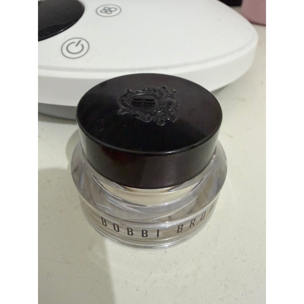 b*bbi brown vitamin enriched face base