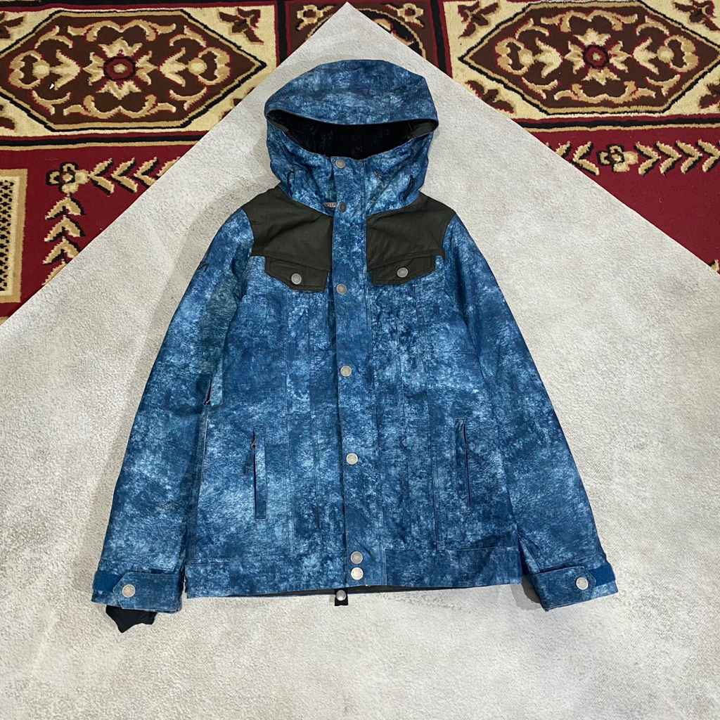 JACKET OUTDOOR NIKITA WATERPROOF Gorpcore