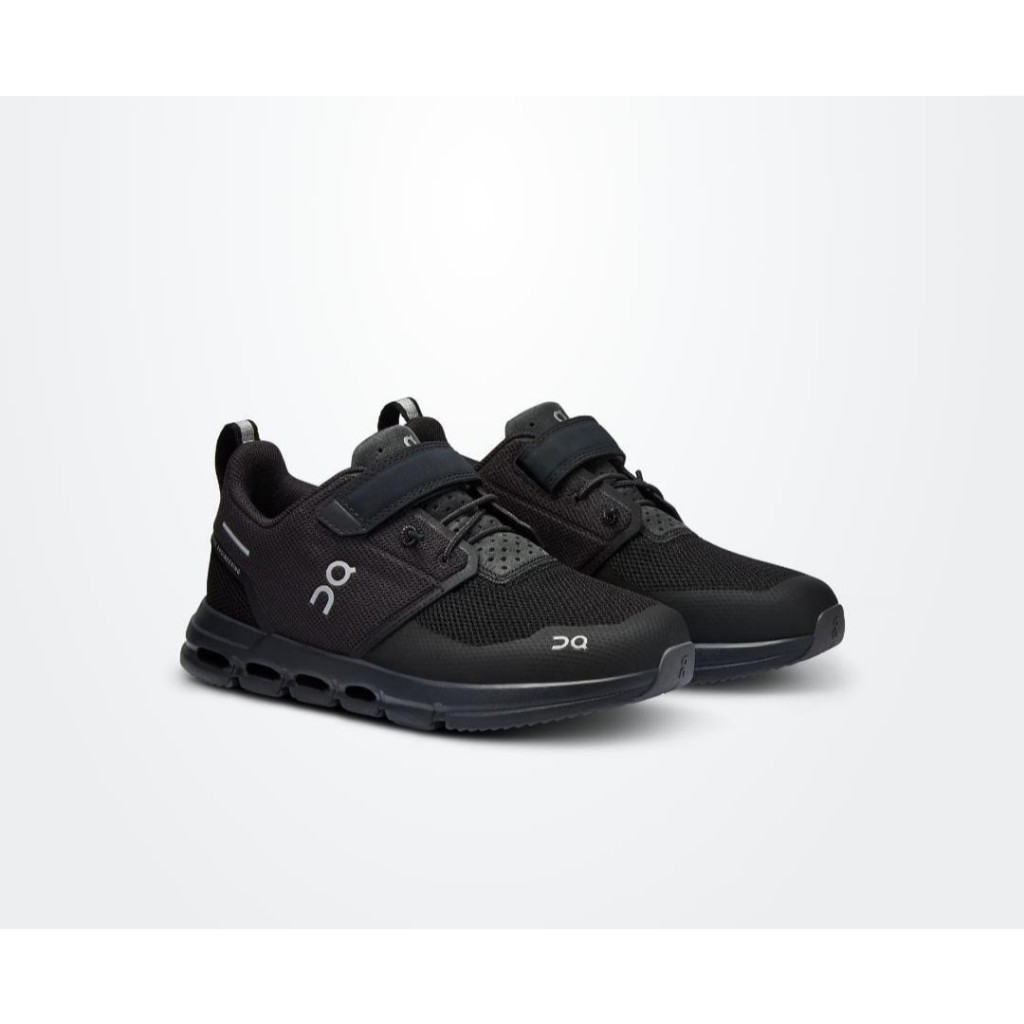 TheKids On cloud play triple black