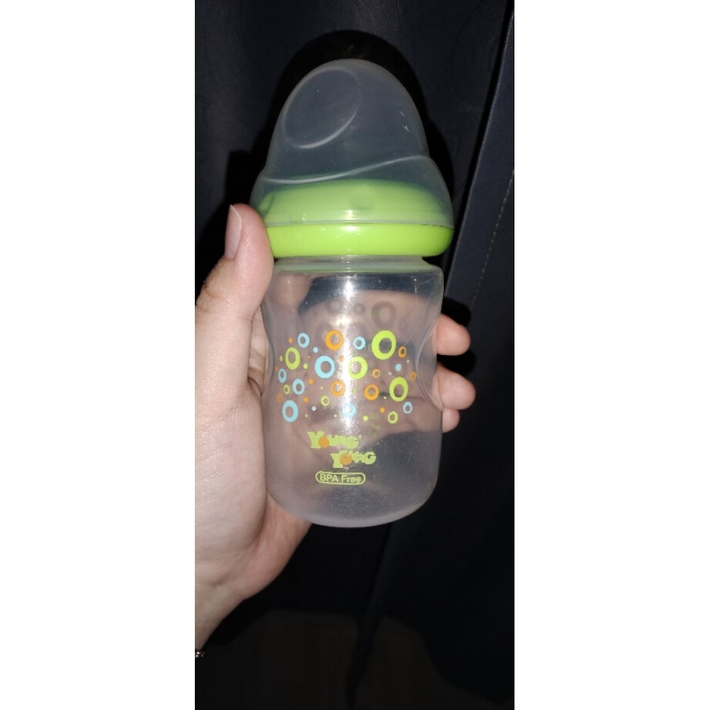PRELOVED BOTOL SUSU