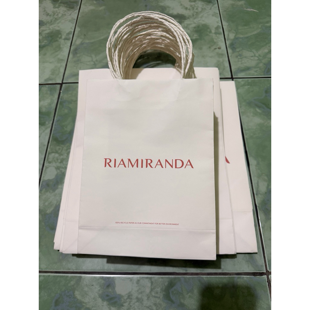 Ria Miranda Paper Bag