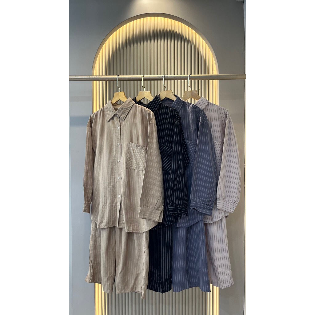 One Set celana 1409/14091