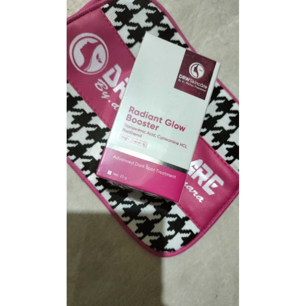 RADIANT GLOW BOOSTER