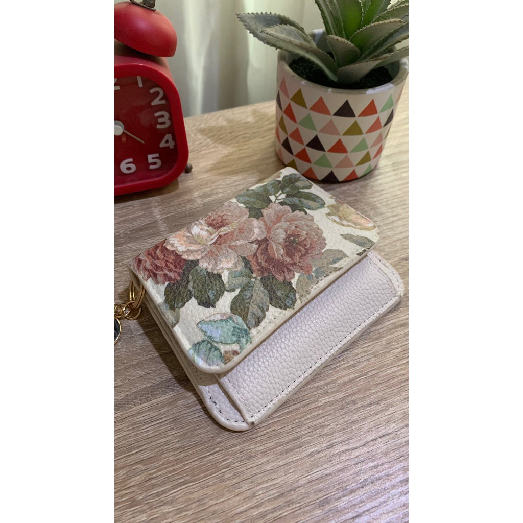 Dompet kartu