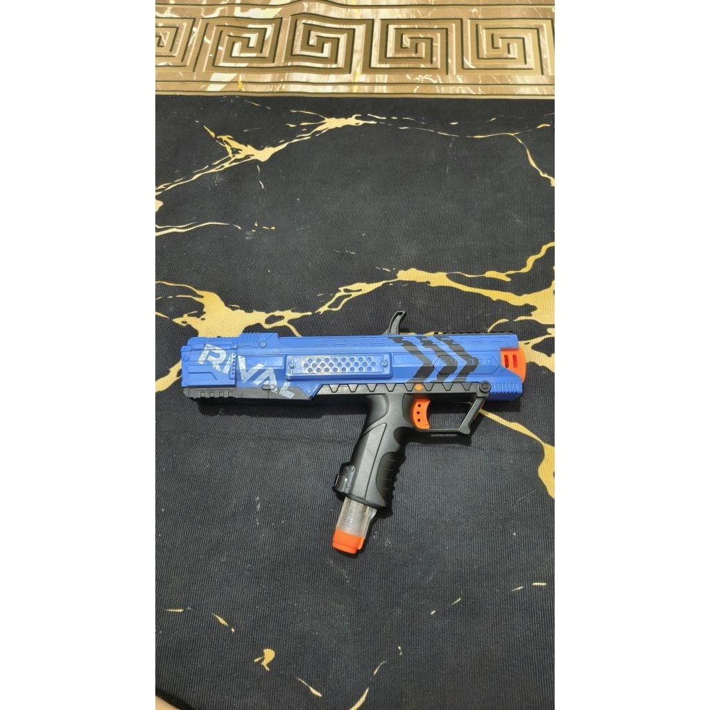 mainan tembakan nerf rival Xv-700 mulus
