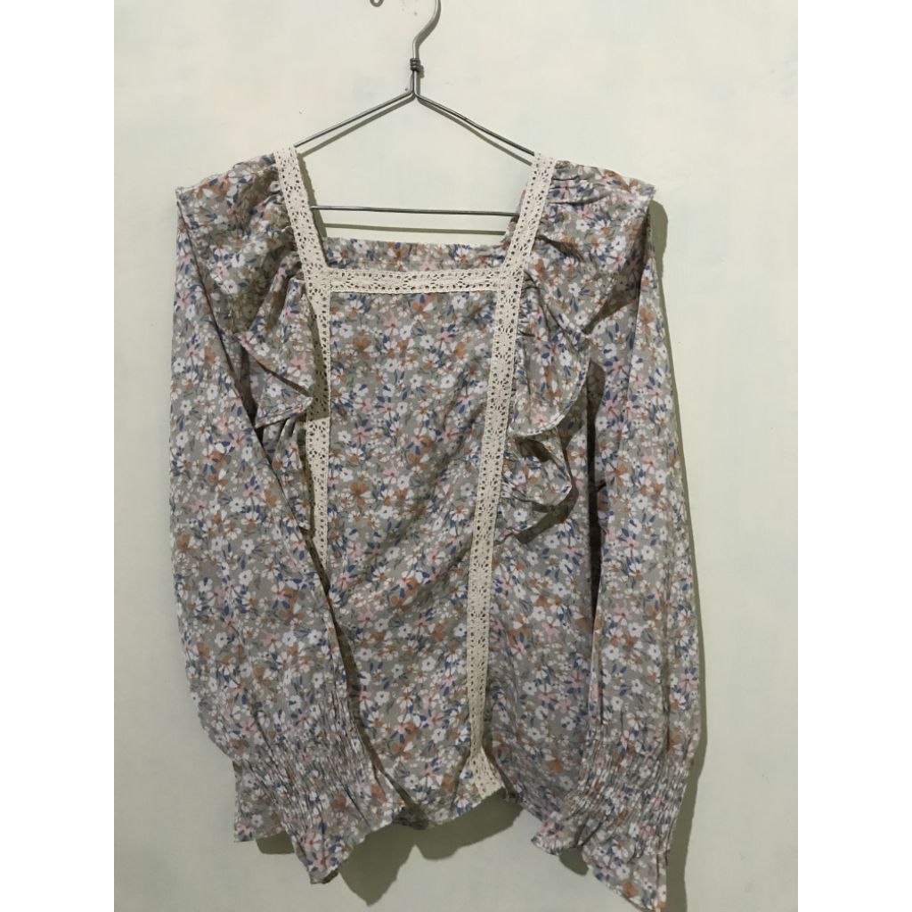 blouse