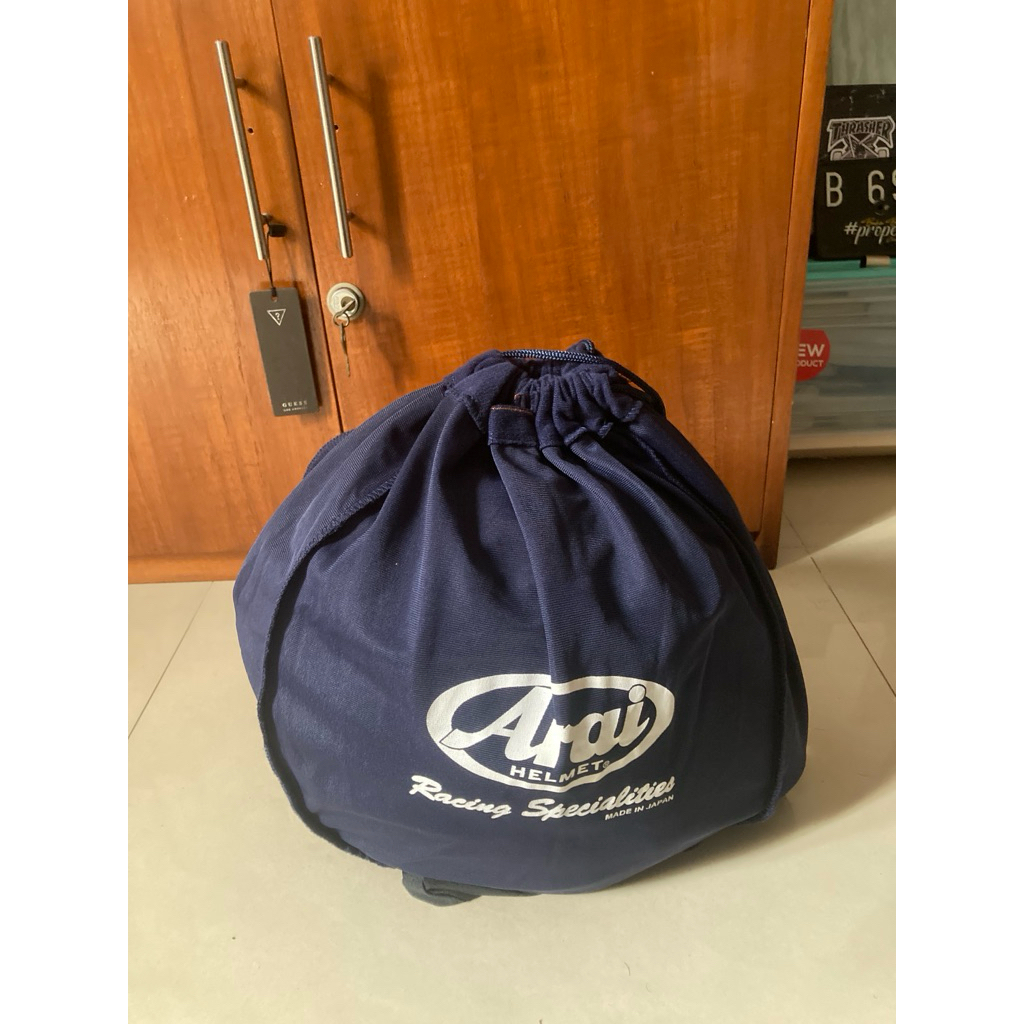 helm arai