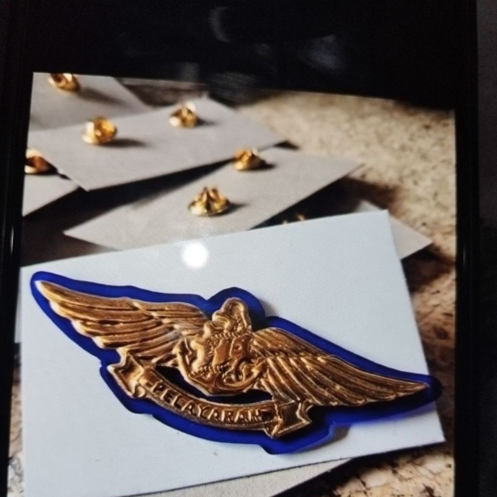 prin pelayaran begroud biru