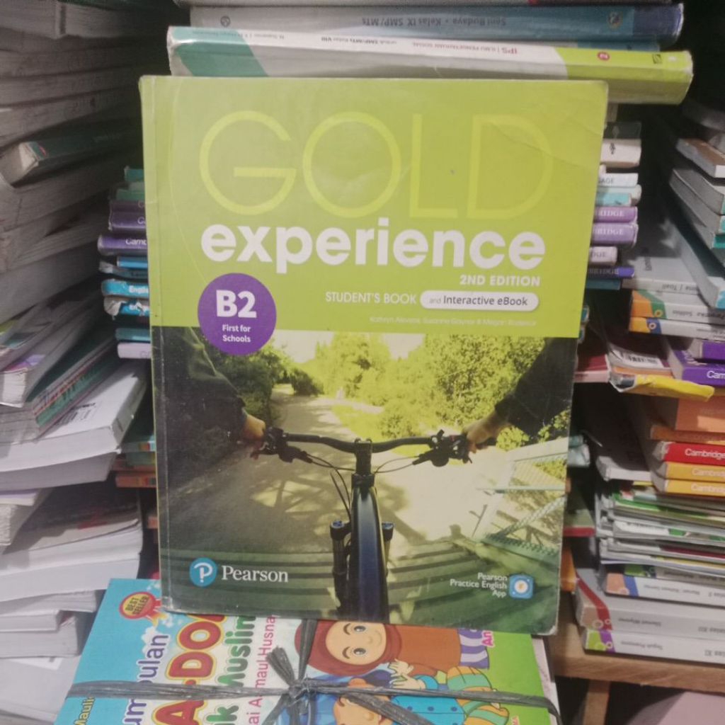gold experience b2