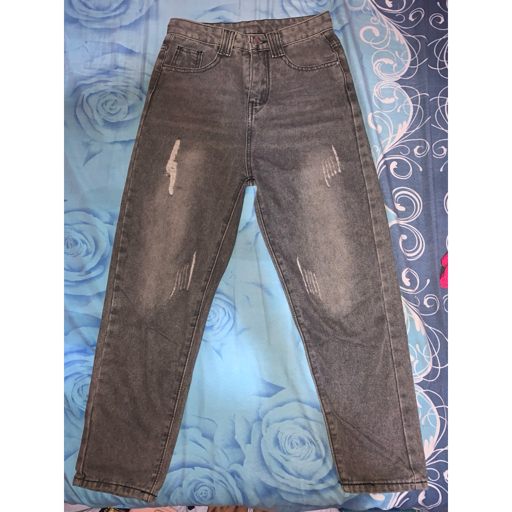 preeloved jeans