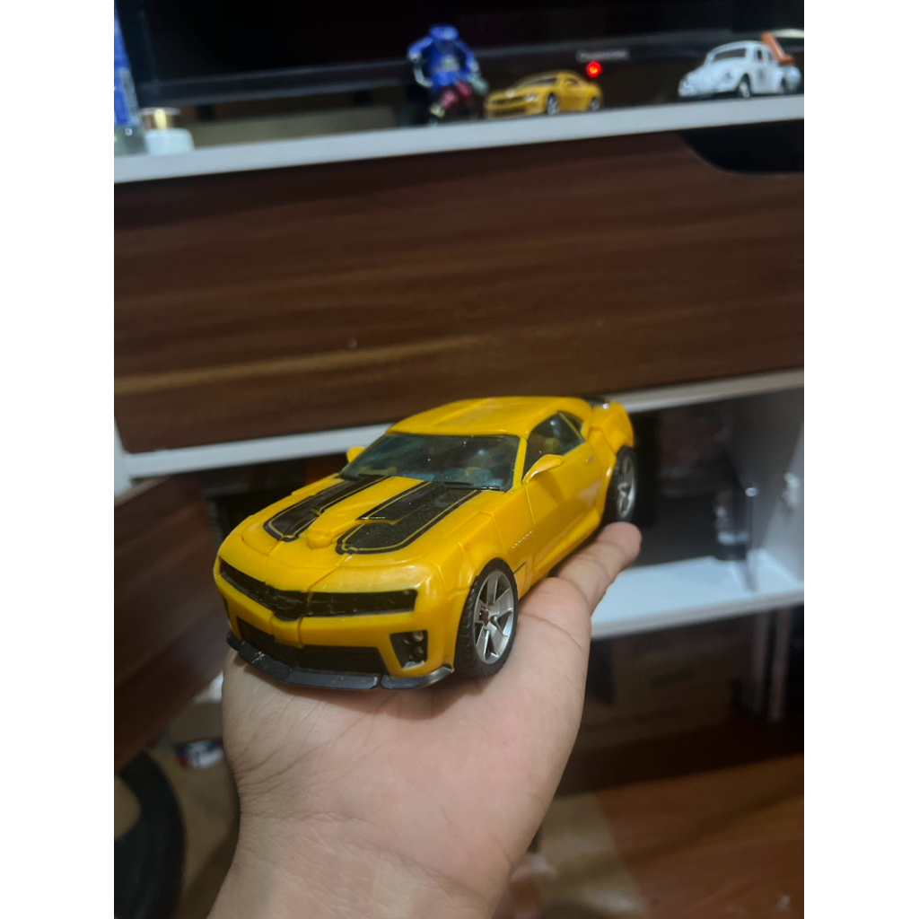 Action Figure Transformers Bumblebee