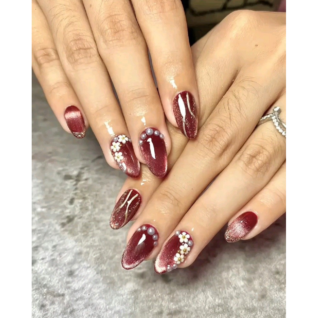 PRESS ON NAILS RED CAT EYE