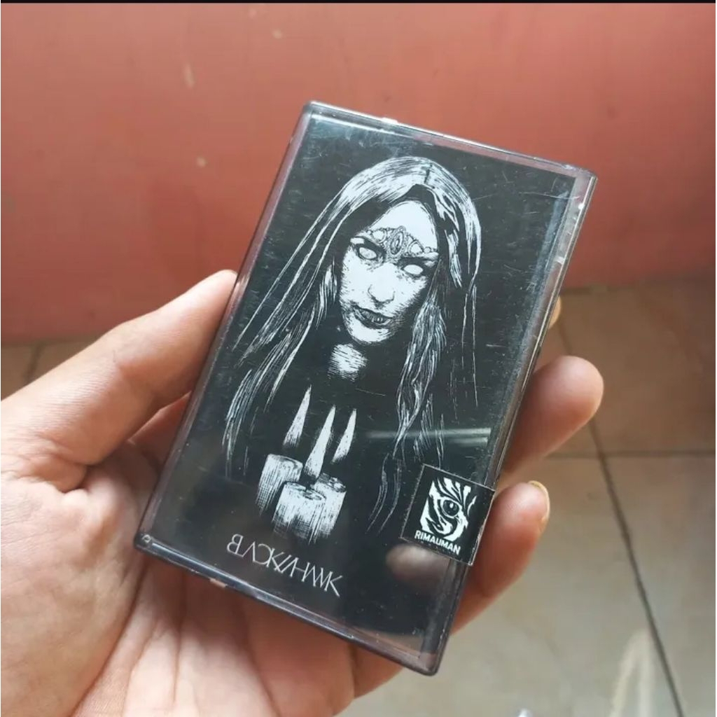 Kaset BLACK // HAWK