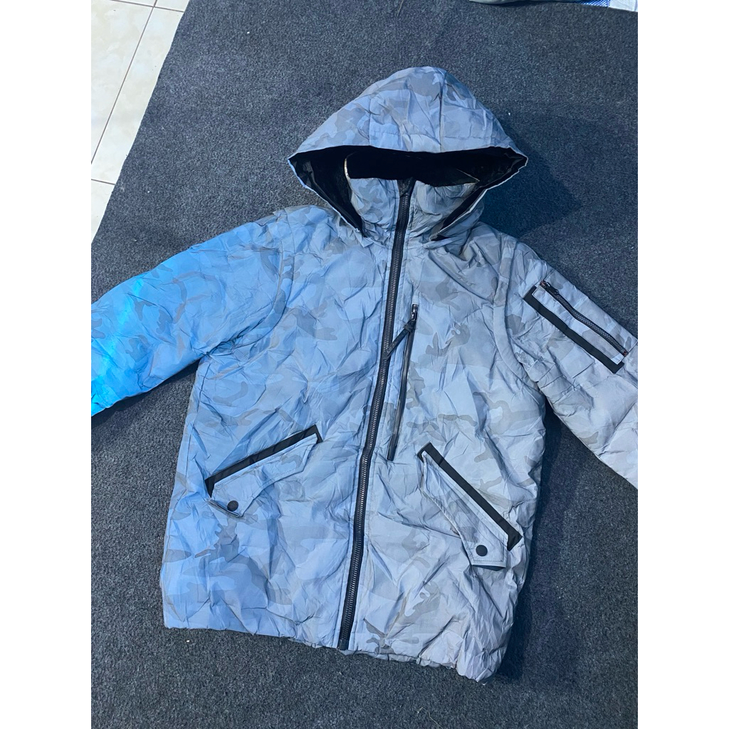 camo menyalaa