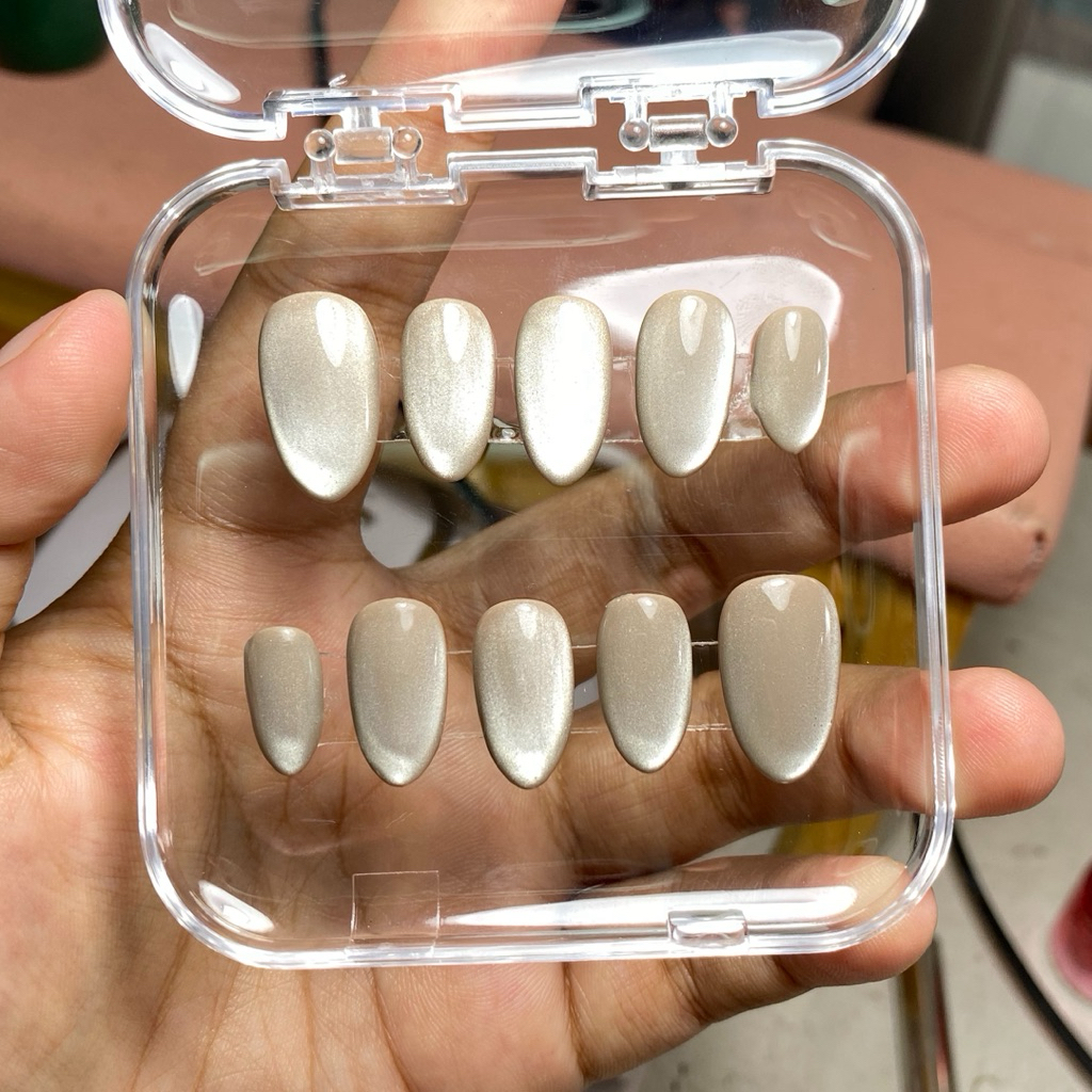 Press On Nails CAT EYE
