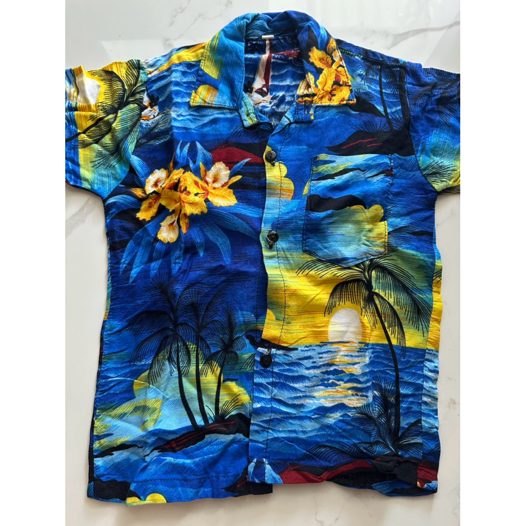 Preloved Kemeja Pantai