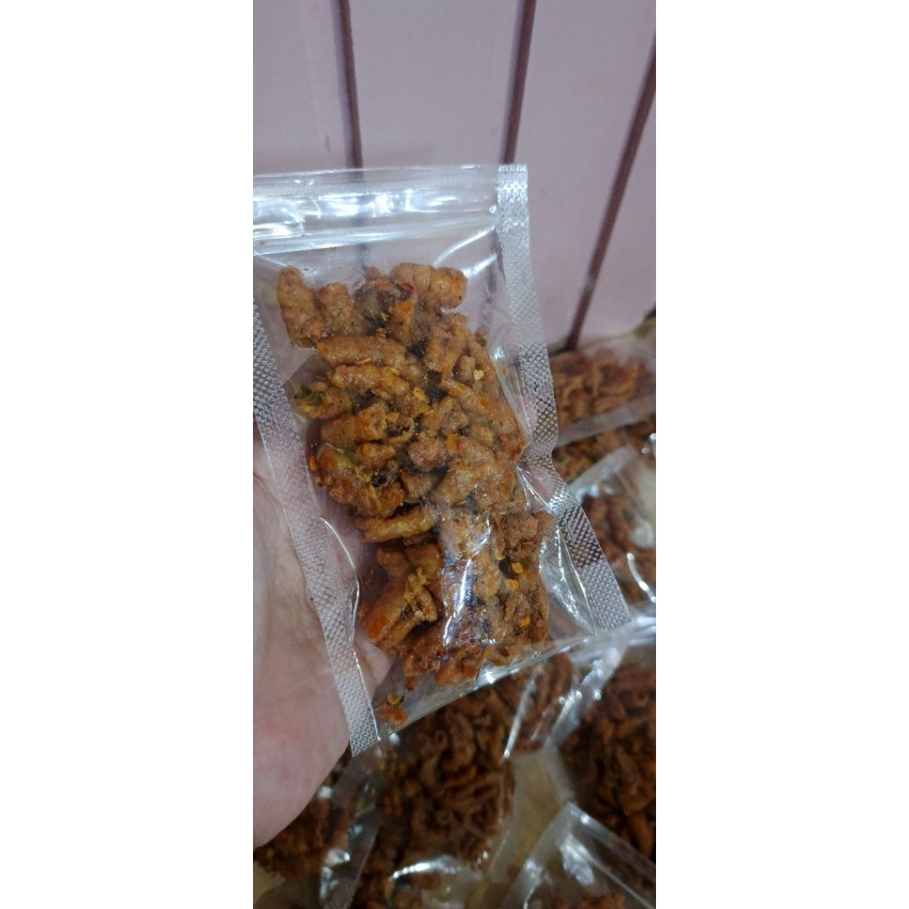 usus crispy pedas daun jeruk 60gram
