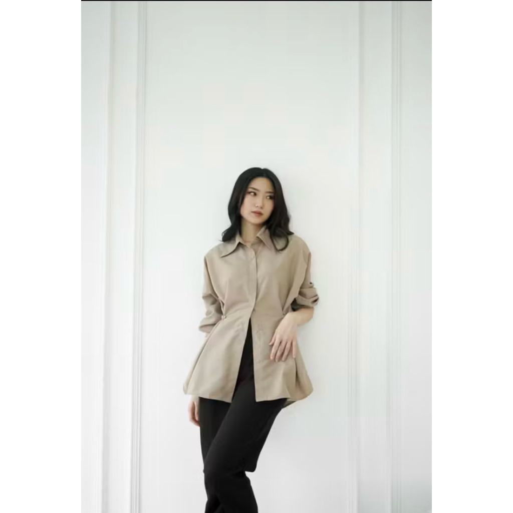 oversize shirt nude