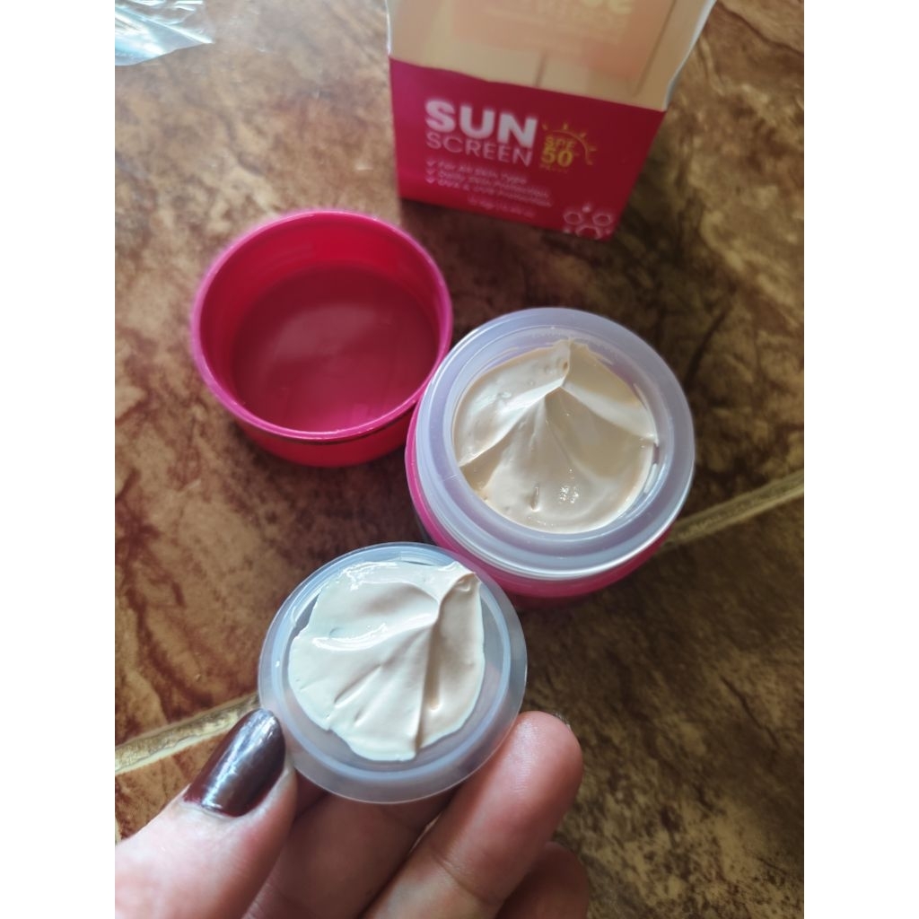 SUNSCREEN AMIGLOW
