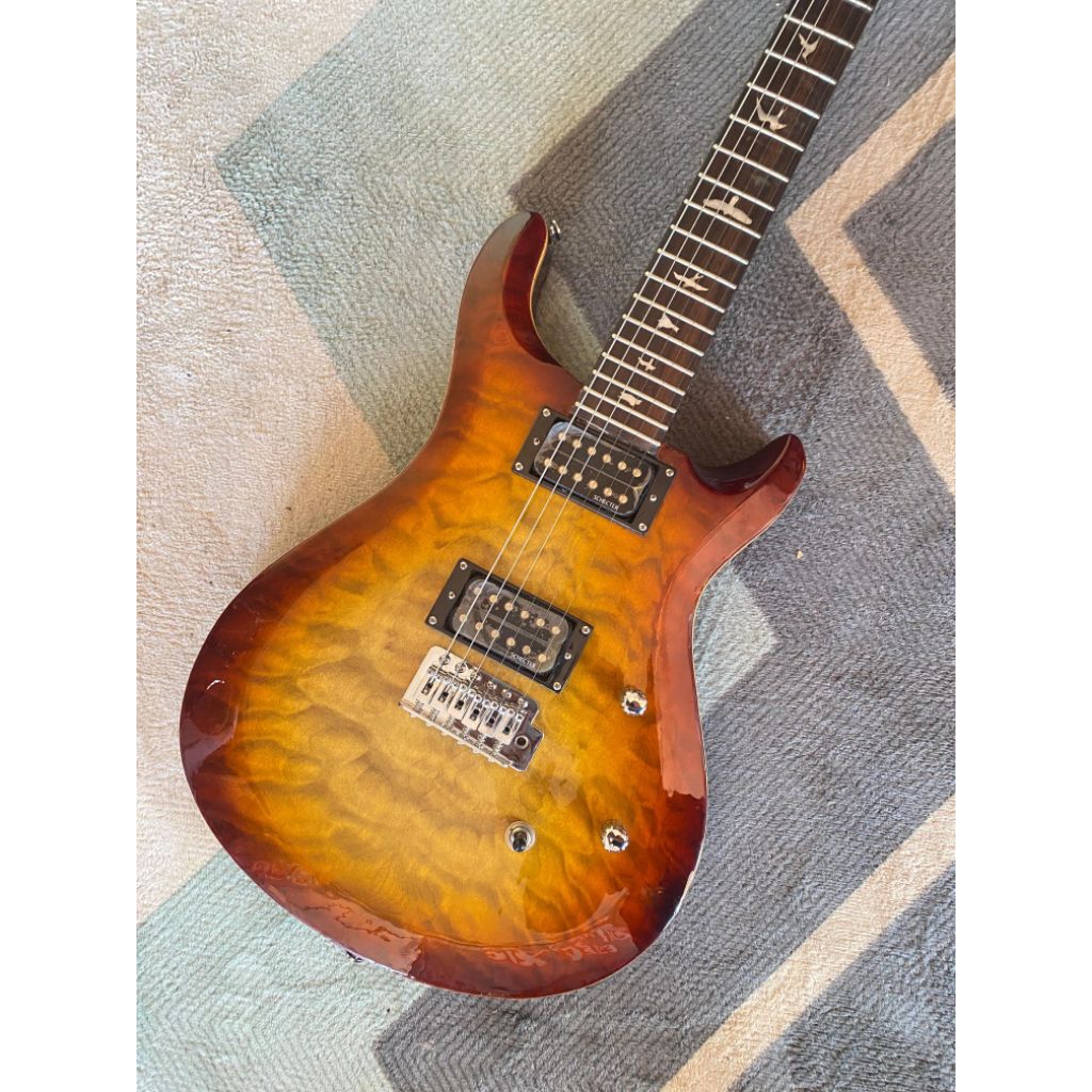 Gitar model PRS custom veneer flame