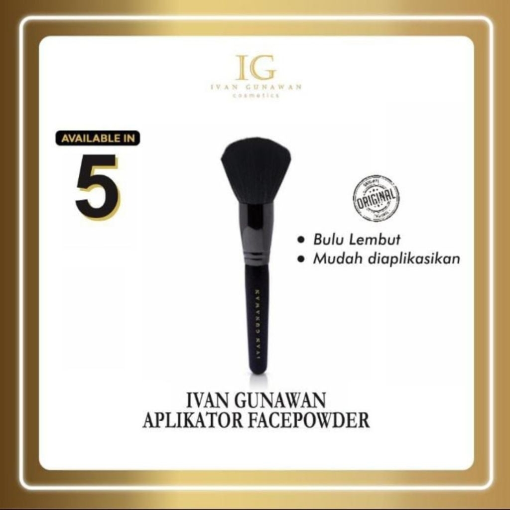 Ivan Gunawan (Aplikator Face Powder )