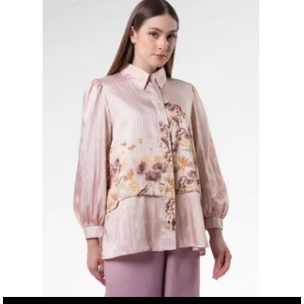 New viola puffy size M split 740