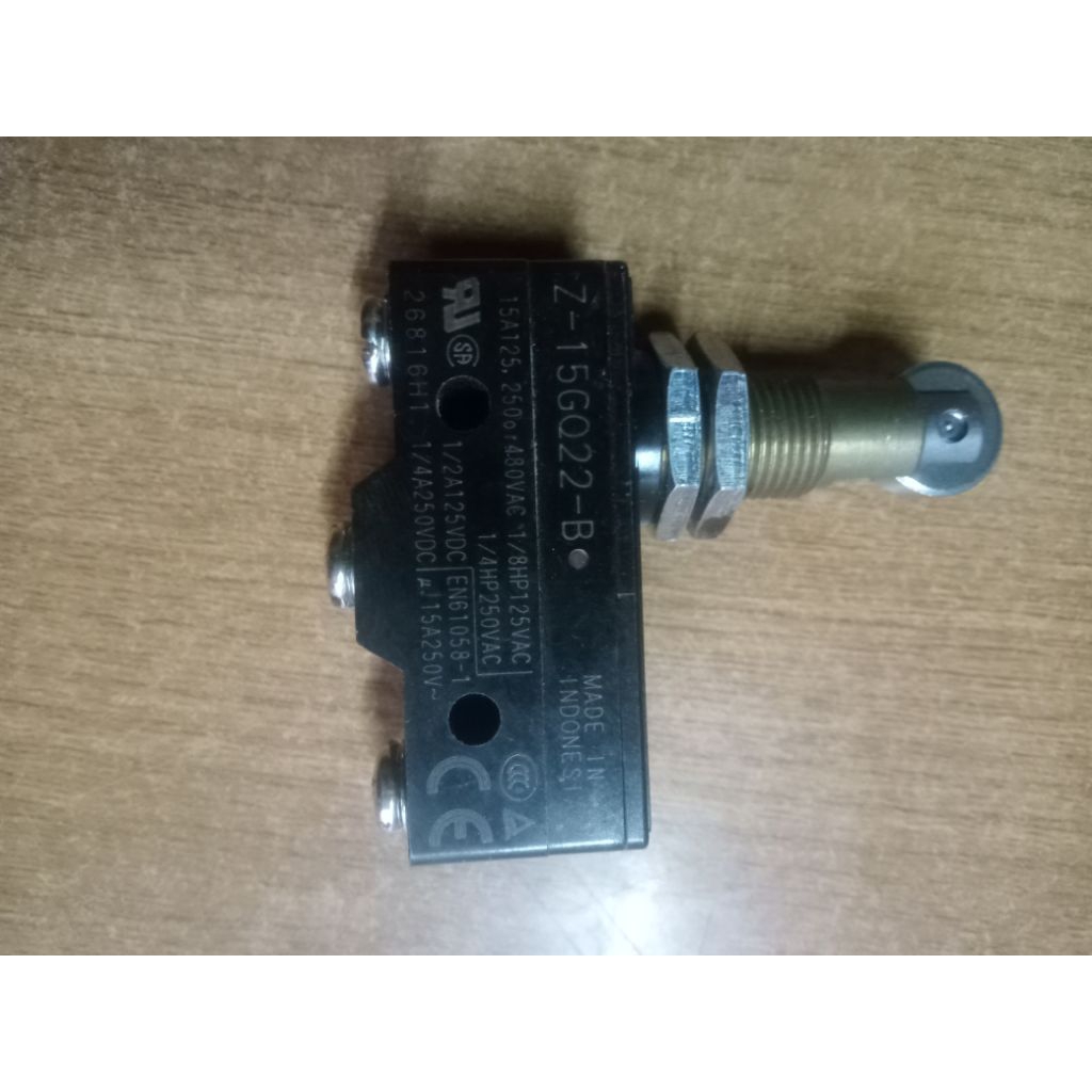 TIPE SUWIT OMRONZ-15GQ22-B