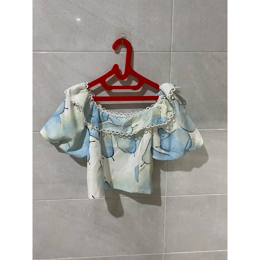 atasan crop top