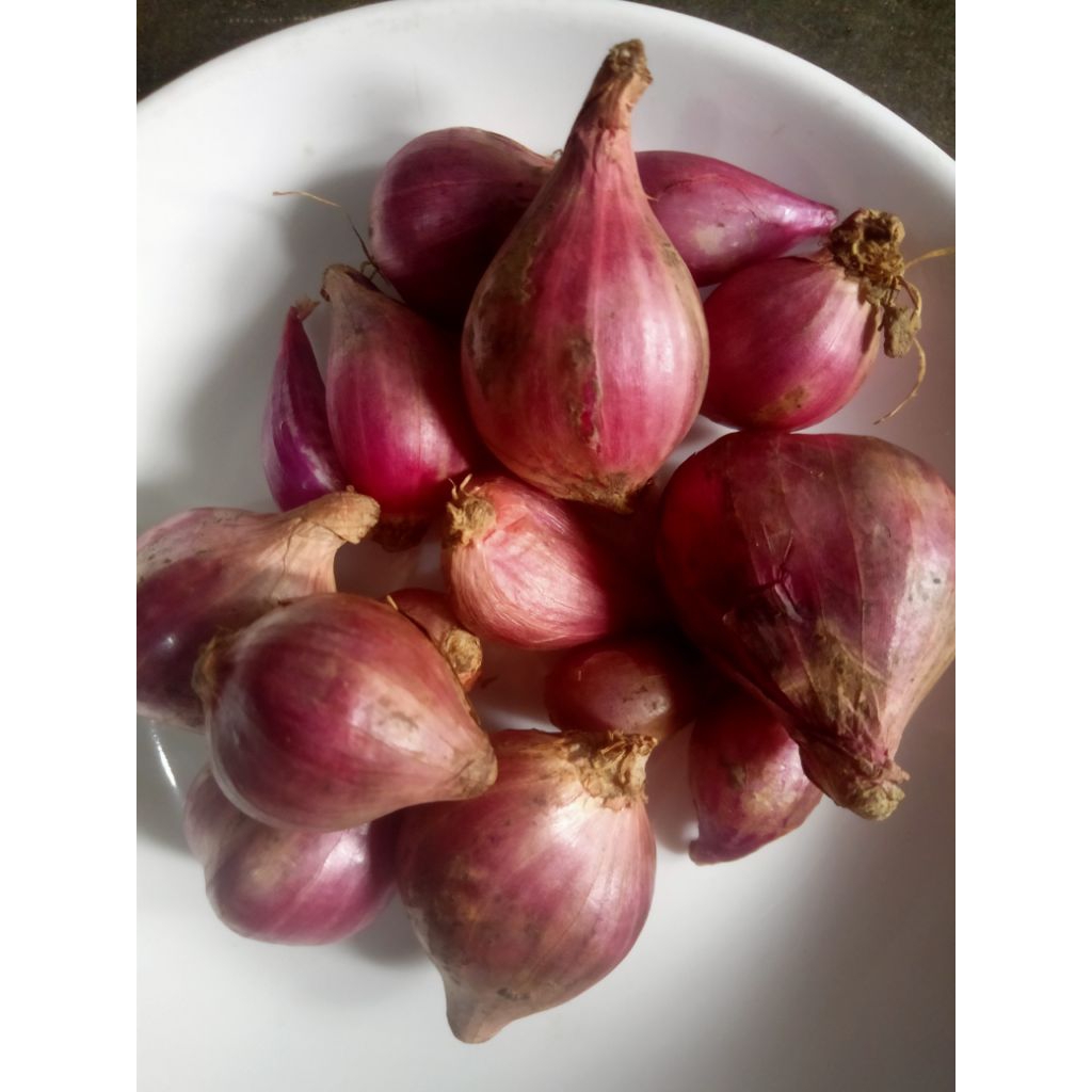bawngmerah